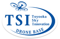 ドローンベース「TSI」ロゴ